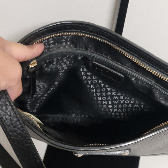 Kate Spade Bay Street Cora Crossbody Bag. - Picture 12 of 16